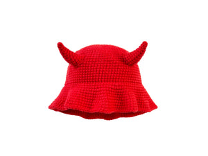 SCARLET HORN HAT