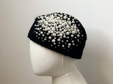 Load image into Gallery viewer, PERLA PILLBOX HAT
